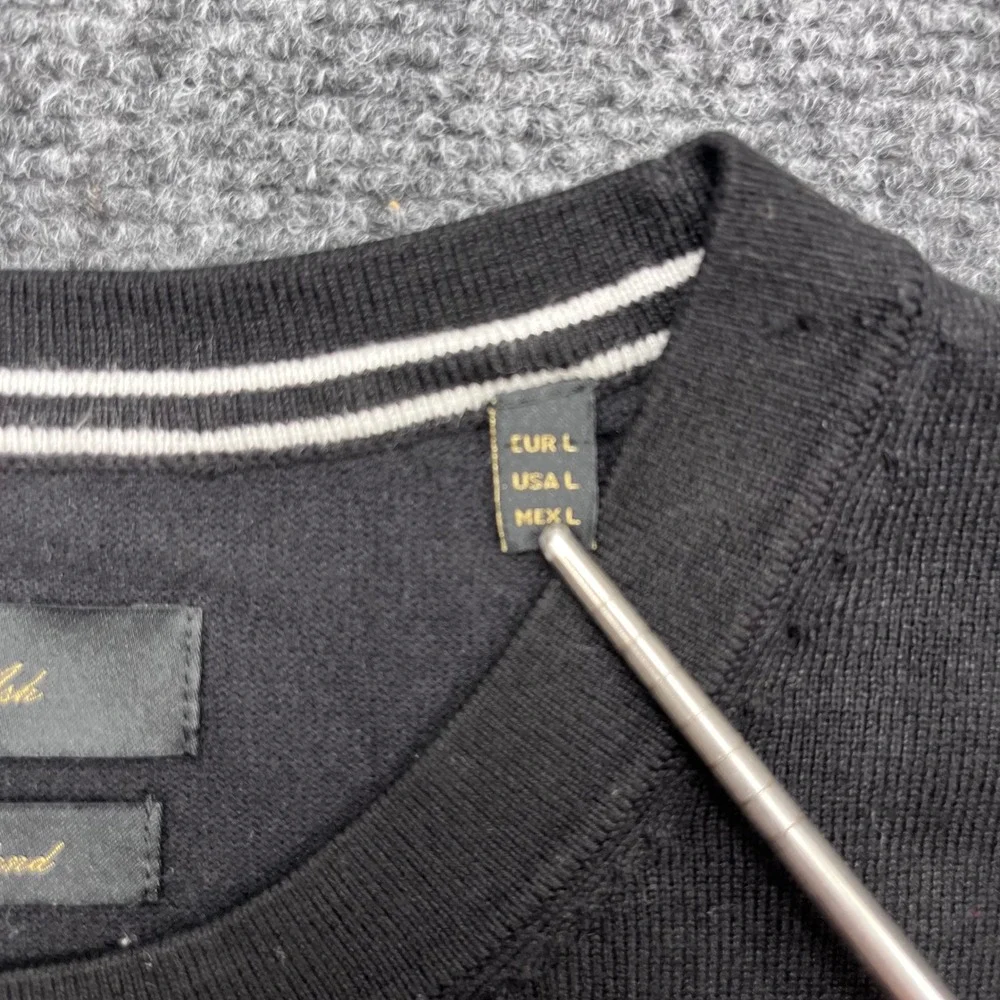 Porter & Ash Viscose Blend Knit Minimalist Black Short Sleeve Sweater